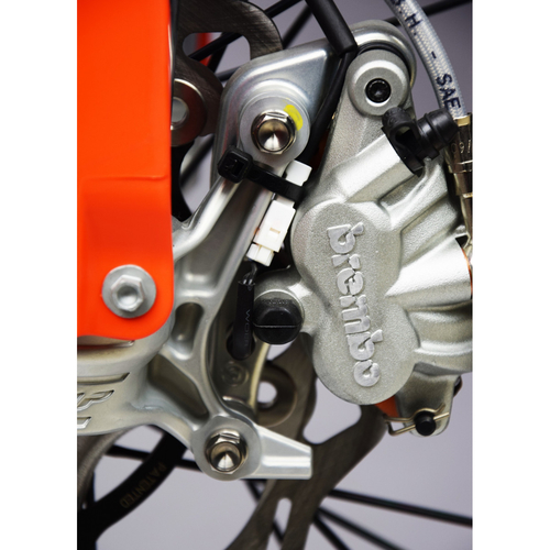 STIM8X30-02 FRONT CALIPER MOUNT