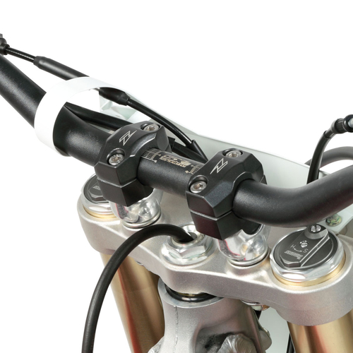 ZE32-1200 ADATTATORE UX3 DA 22>28 H.20mm 2pz.